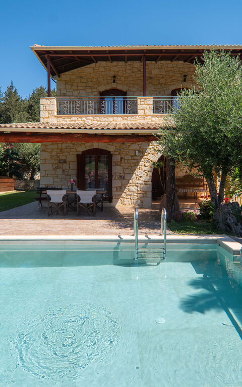 Villa Vrisses: all'aperto, Esterni, Giardino, Piscina