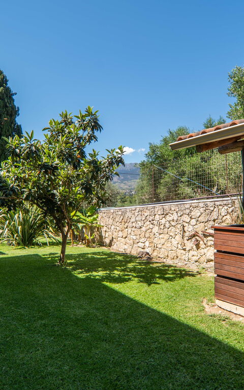 Villa Vrisses: all'aperto, Esterni, Giardino, Piscina
