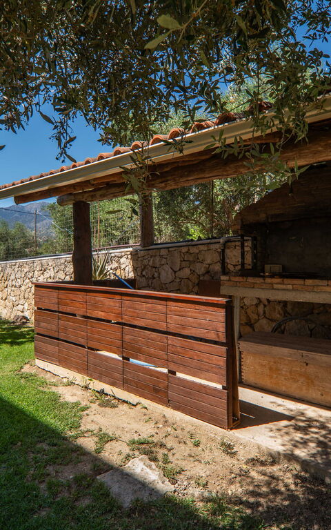 Villa Vrisses: all'aperto, Esterni, Giardino, Piscina