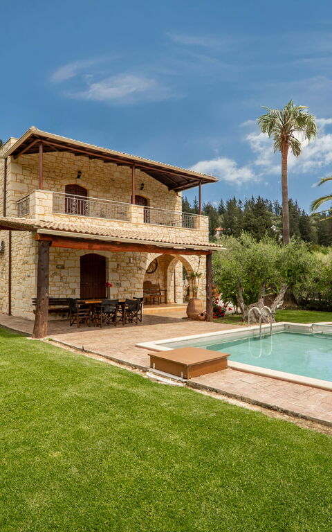 Villa Vrisses: all'aperto, Esterni, Giardino, Piscina