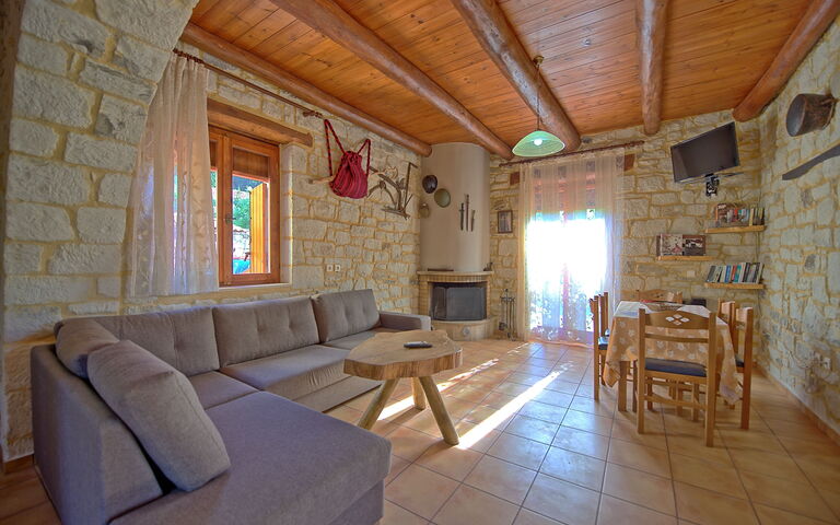 Villa Vrisses: Sala da pranzo, Soggiorno