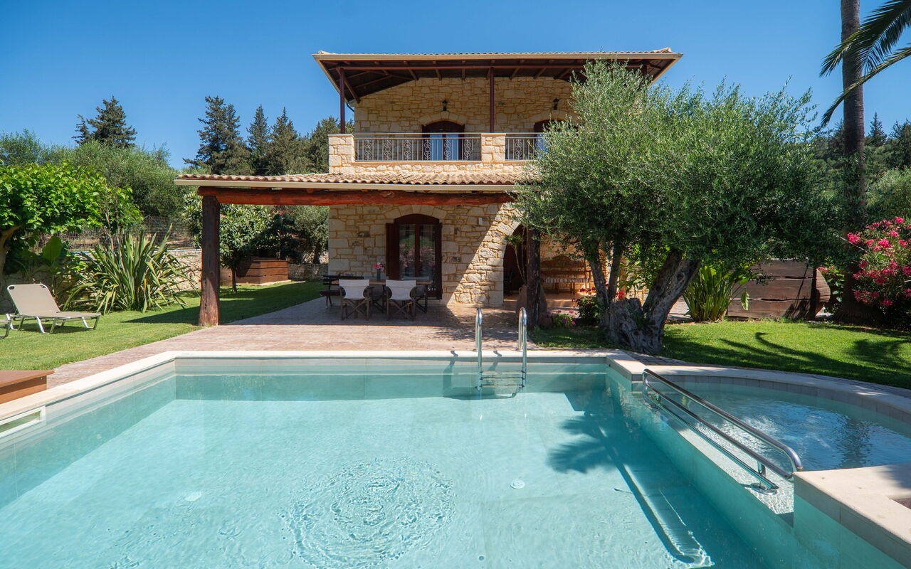 Villa Vrisses: all'aperto, Esterni, Giardino, Piscina