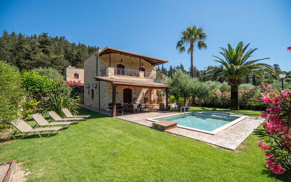 Villa Vrisses: all'aperto, Esterni, Giardino, Piscina