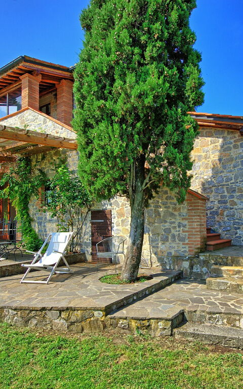Casale Santa Francesca: all'aperto, Esterni, Giardino