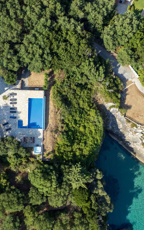 Beachfront Villa Seasun: all'aperto, Piscina, Vista Panoramica