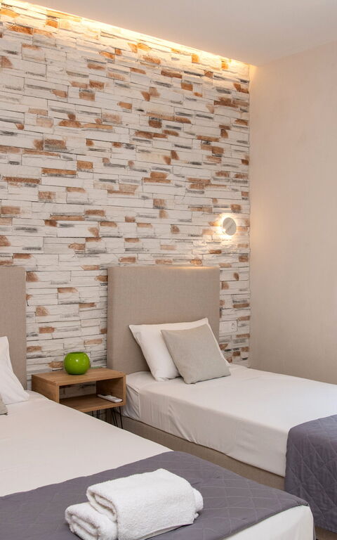 Beachfront Villa Seasun: Camera da letto