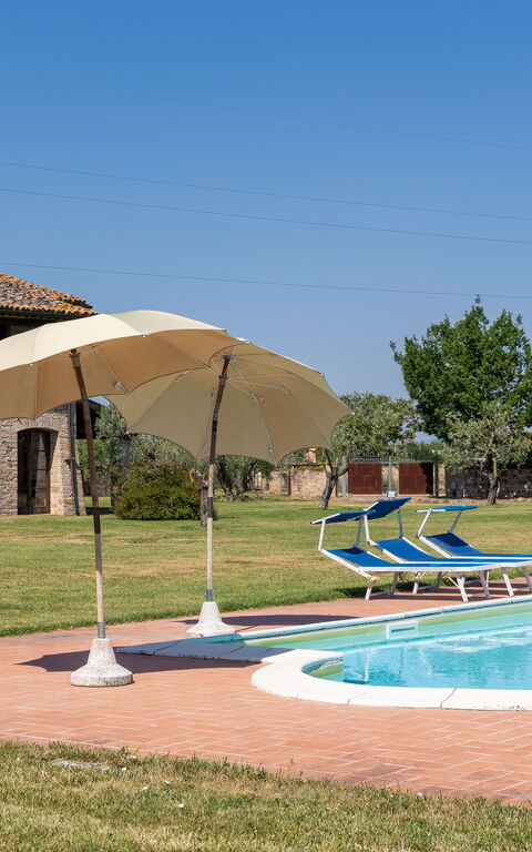 Villa Assisi: all'aperto, Esterni, Giardino, Piscina