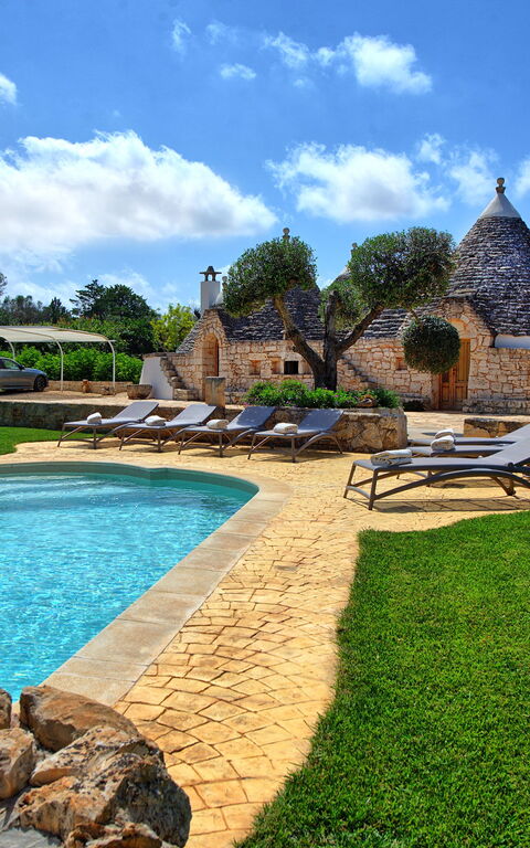 Trullo Santo Stefano: all'aperto, Giardino, Piscina