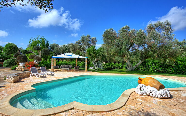 Lamia Santo Arcangelo: all'aperto, Giardino, Piscina