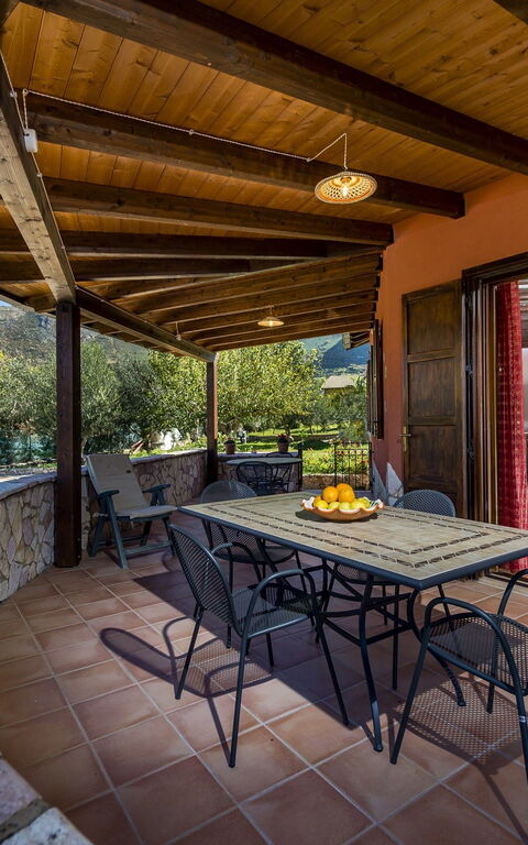 Villa Del Golfo: all'aperto