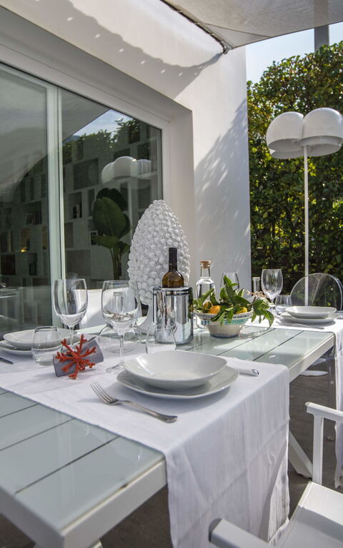 Villa Denari: all'aperto