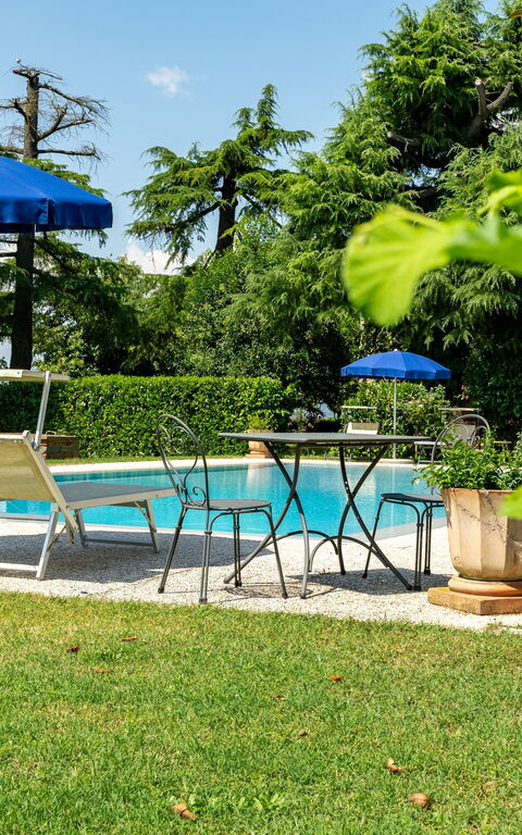 Casale Miro: all'aperto, Esterni, Piscina