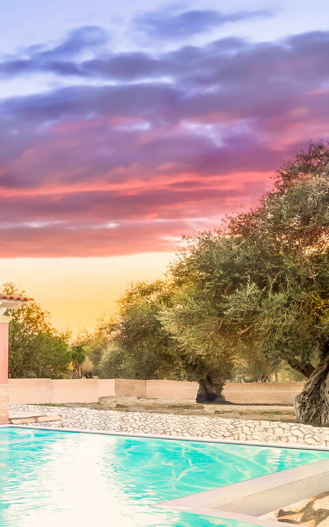 Beach Villa Joanna: all'aperto, Giardino, Piscina