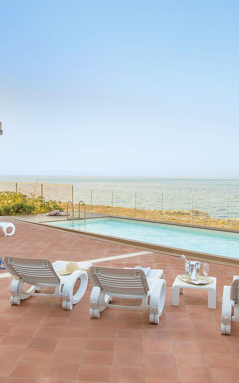 Villa Ala: all'aperto, Piscina, Vista Panoramica