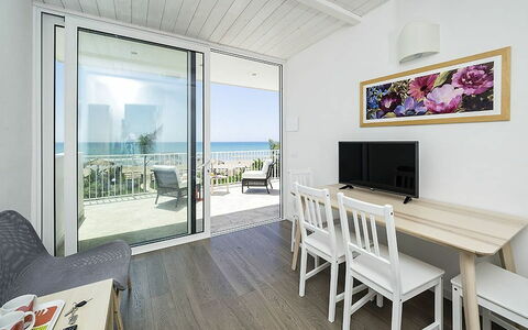 Alloggio Marina: Sala da pranzo, Soggiorno