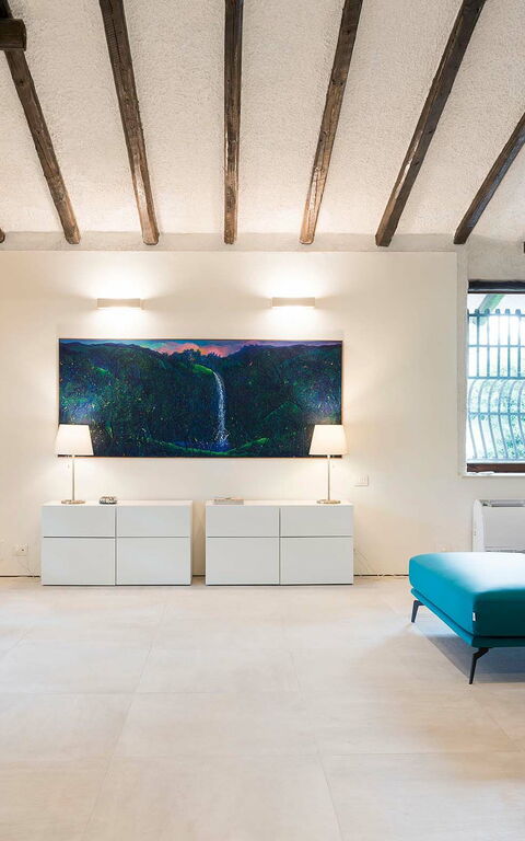 Blu Moon: Soggiorno, Stanza Comune