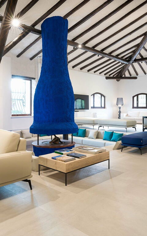 Blu Moon: Soggiorno, Stanza Comune