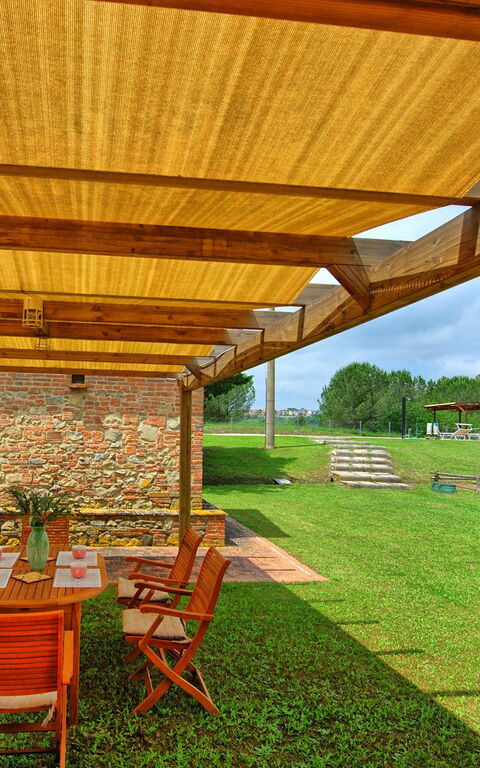 Casale Chiara: Giardino