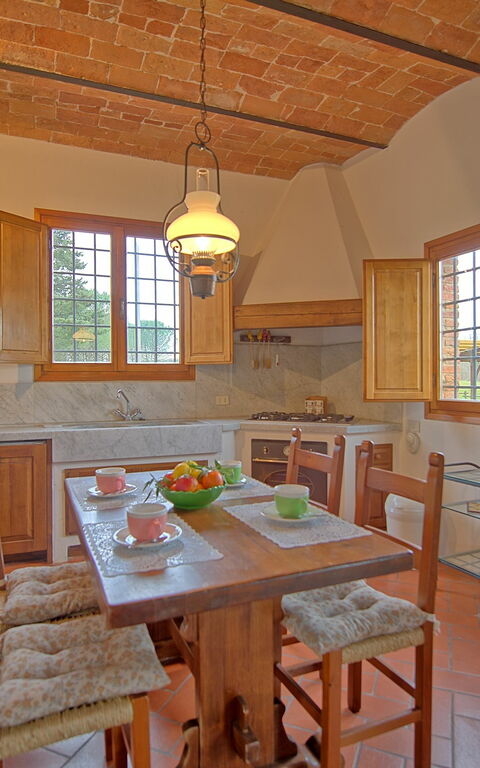 Casale Chiara: Cucina, Sala da pranzo