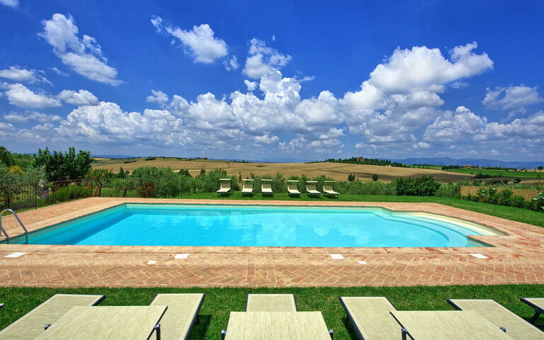 Villa Farneta: Giardino, Piscina