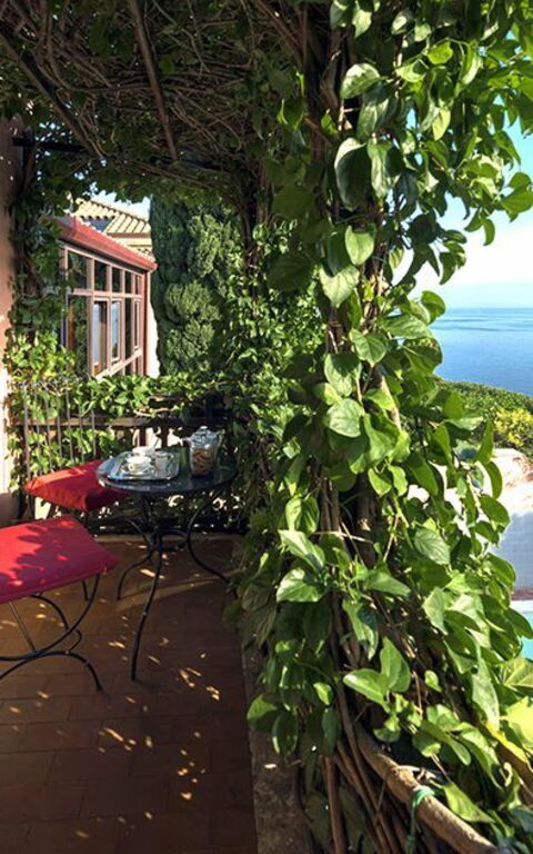 Villa La Boheme: Piscina, Vista Panoramica