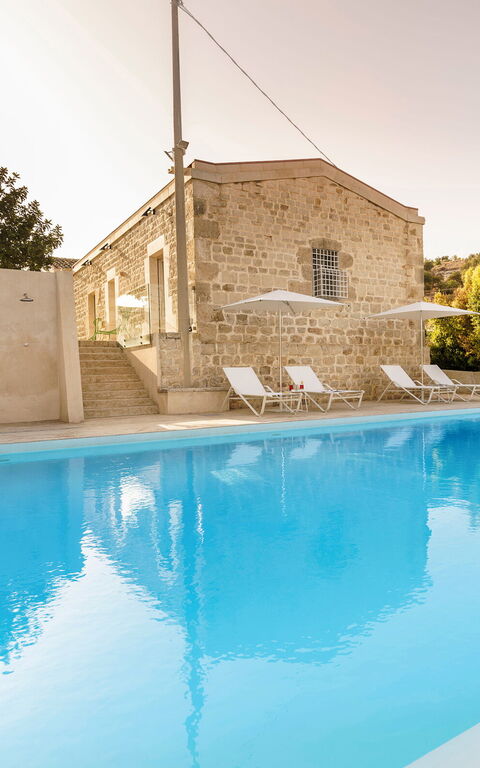 Villa Luna: all'aperto, Esterni, Piscina