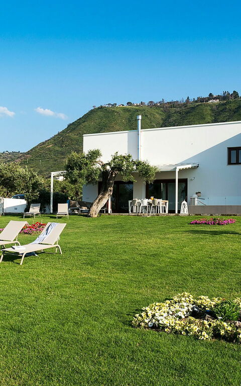 Villa Nettuno: all'aperto, Giardino