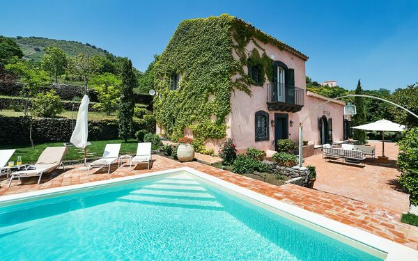 Villa la Capinera: all'aperto