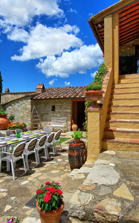 Villa Sonia: all'aperto