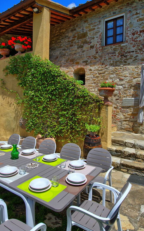 Villa Sonia: all'aperto