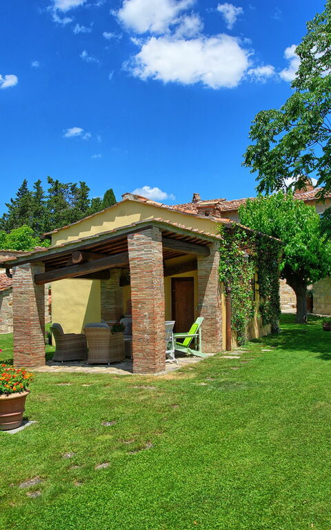 Villa Sonia: all'aperto