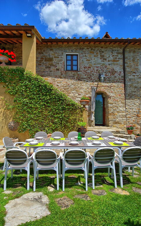Villa Sonia: all'aperto