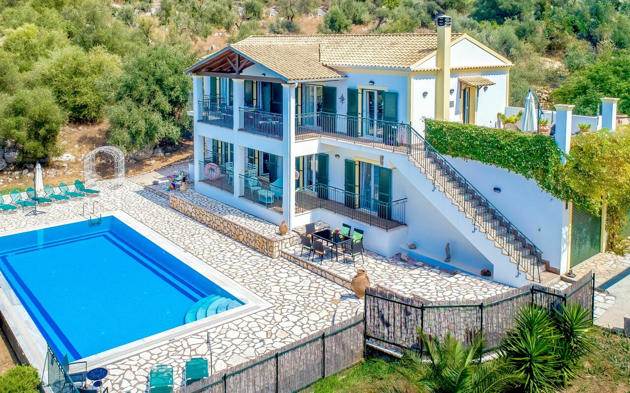 Villa Di Giovanni: Estate, Piscina, Vista Panoramica