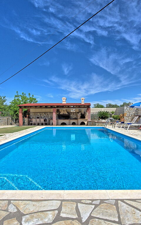 Acharavi Beach Villa: all'aperto, Piscina