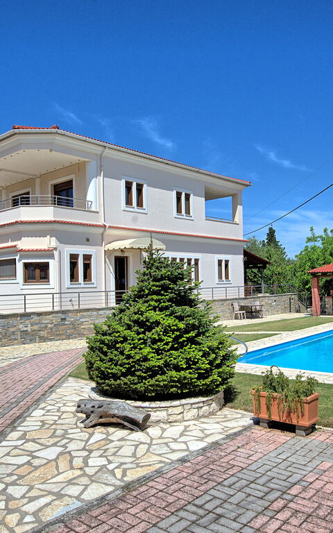 Acharavi Beach Villa: all'aperto