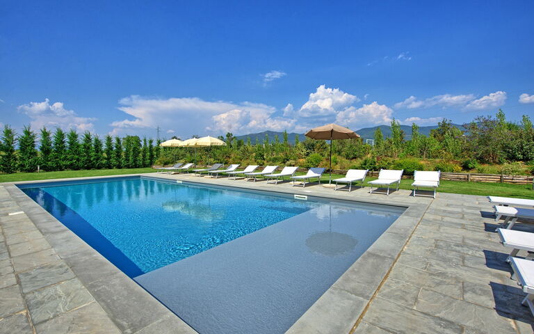 Villa Cangeli: all'aperto, Piscina