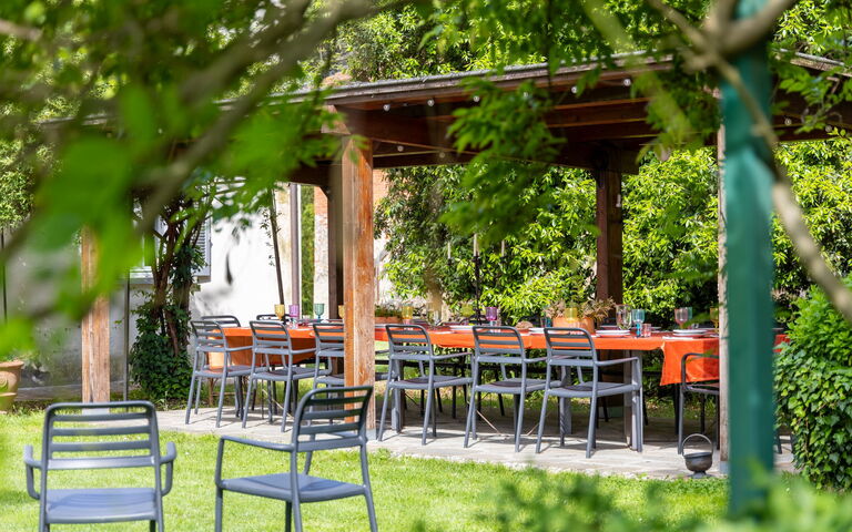 Villa Cangeli: all'aperto, Balcone / Terrazza / Patio, Giardino