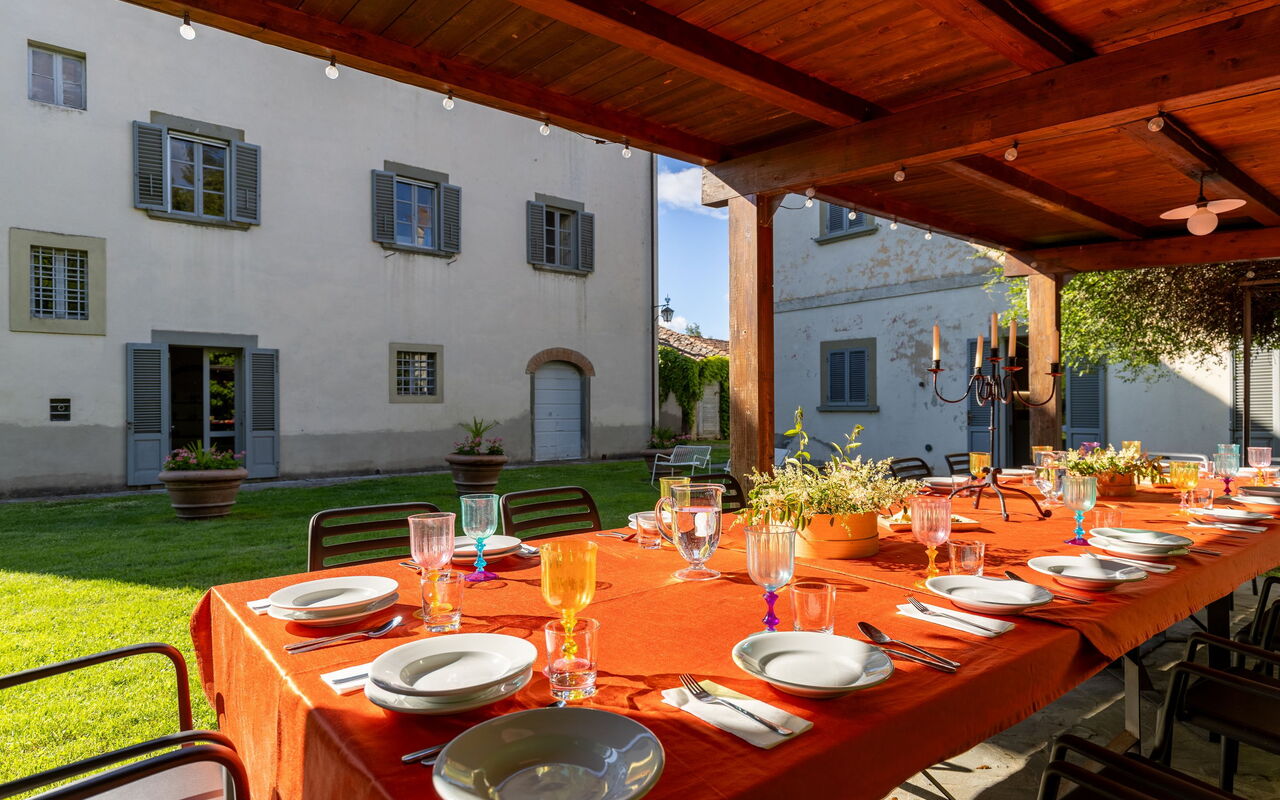 Villa Cangeli: all'aperto, Balcone / Terrazza / Patio, Esterni, Giardino