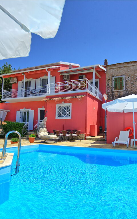 Villa Giador: all'aperto, Piscina