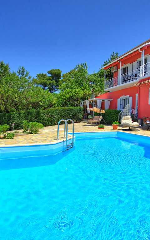 Villa Giador: all'aperto, Piscina