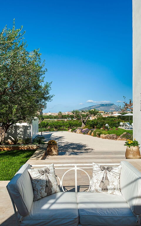 Villa Pigna Bianca: all'aperto, Balcone / Terrazza / Patio, Giardino