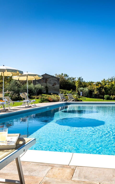 Villa Bonriposo: all'aperto, Piscina