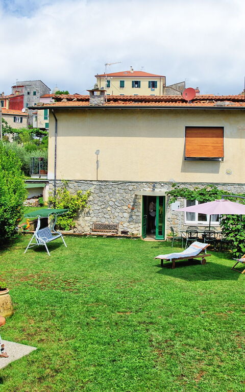 Casa Al Bosco: Giardino, Piscina
