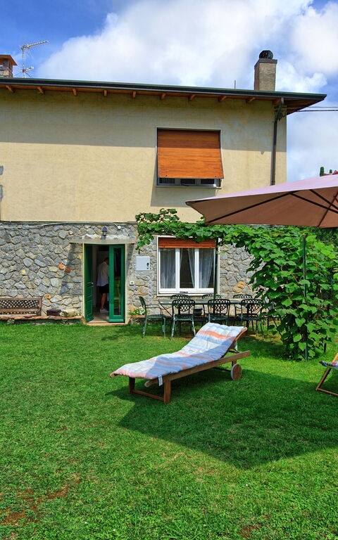 Casa Al Bosco: Giardino