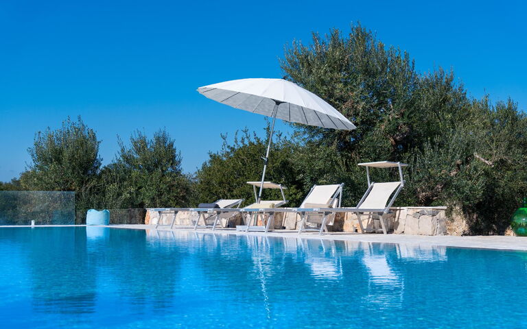 Villa Modigliani: Piscina