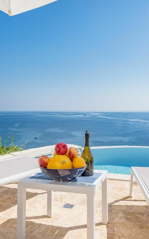 Villa Infinity: all'aperto, Balcone / Terrazza / Patio, Piscina