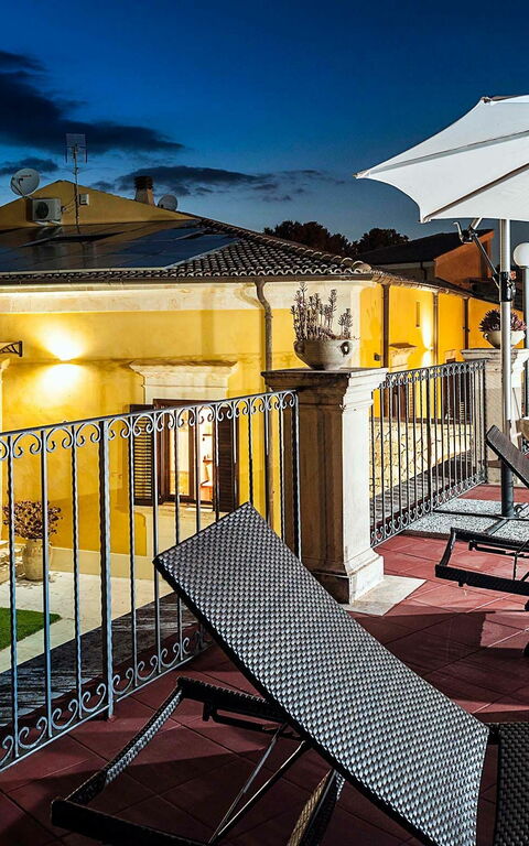 Villa Carolina: all'aperto