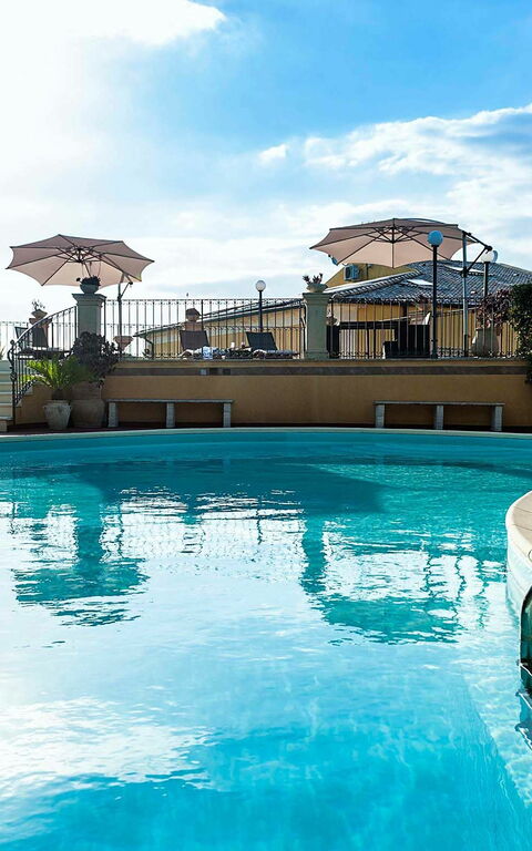 Villa Carolina: Piscina