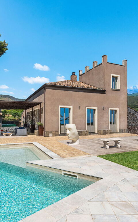 Villa Torre Etnea: all'aperto, Esterni, Giardino, Piscina