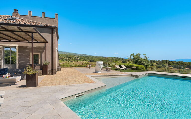 Villa Torre Etnea: all'aperto, Esterni, Piscina